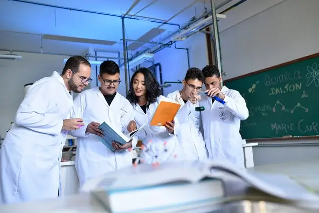 Asesoramiento-técnico-AV-CHROMLAB