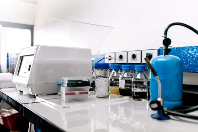 Laboratorio-biologico